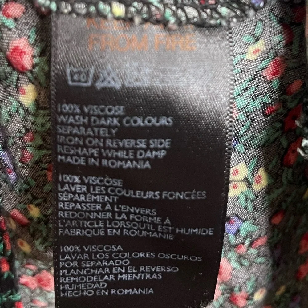 Urban Outfitters Black Floral Mini Dress - Picture 6 of 7